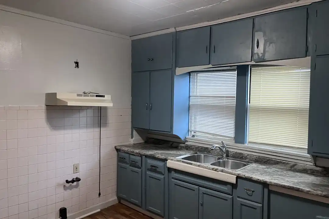 Apartment in Milwaukee - View 4