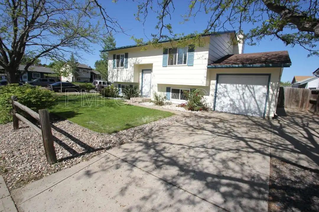 1875 S Ivory Ct - View 2