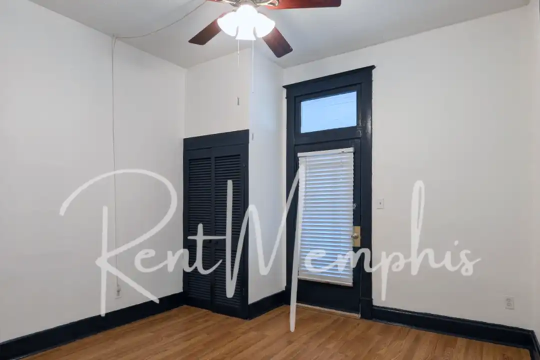 302 Garland St unit 2 - Więcej