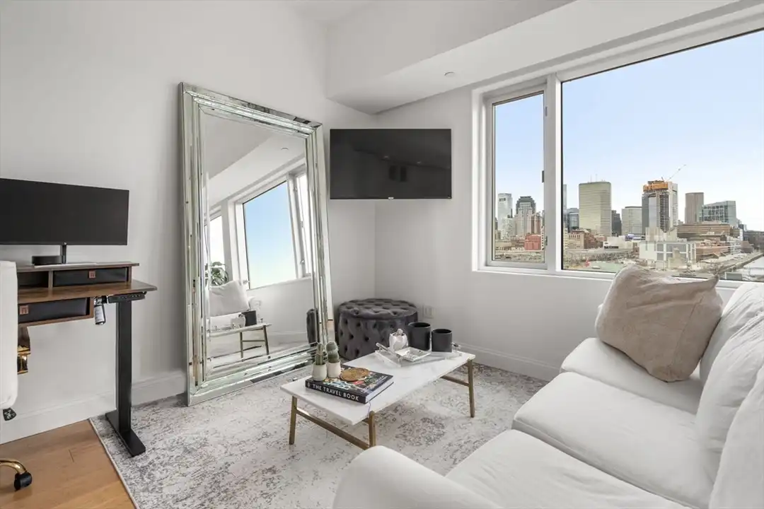 141 Dorchester Ave unit 603 – pohled 3