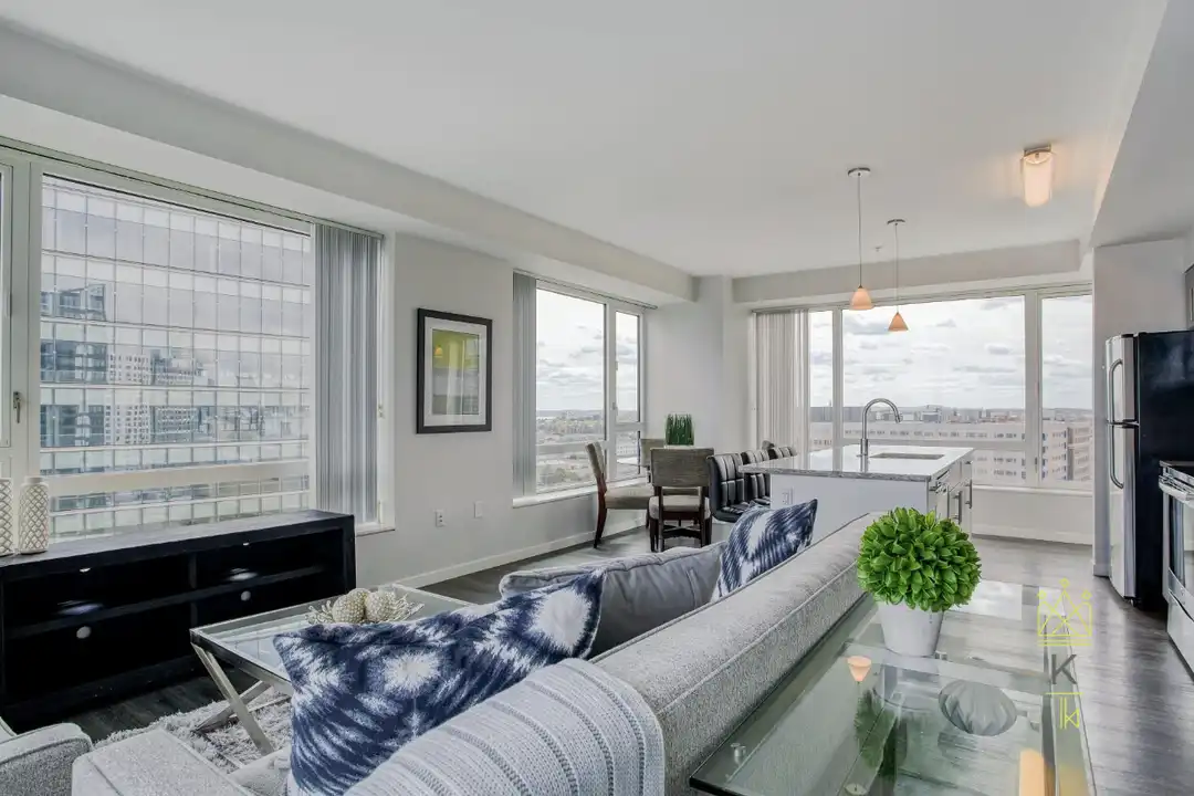 505 Congress St unit 813 - View 2