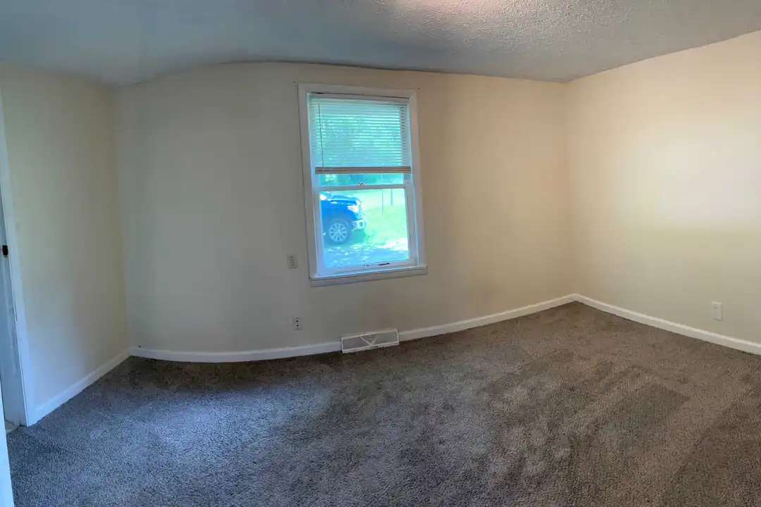 38 Lower Glady Fork Rd – photo 1 of 20