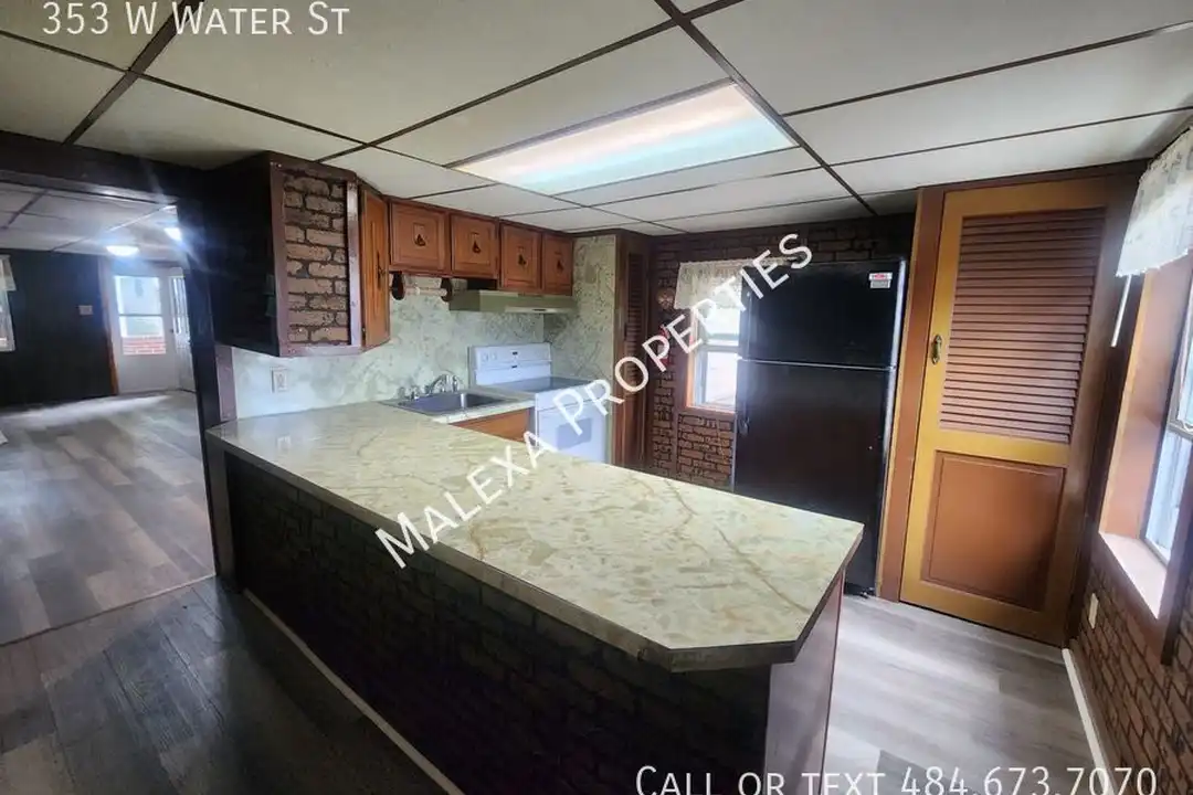 353 W Water St - View 6