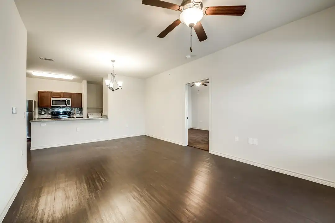 2410 Jack Finney Blvd unit B1-990 Sq. Ft. 2x2 - View 3