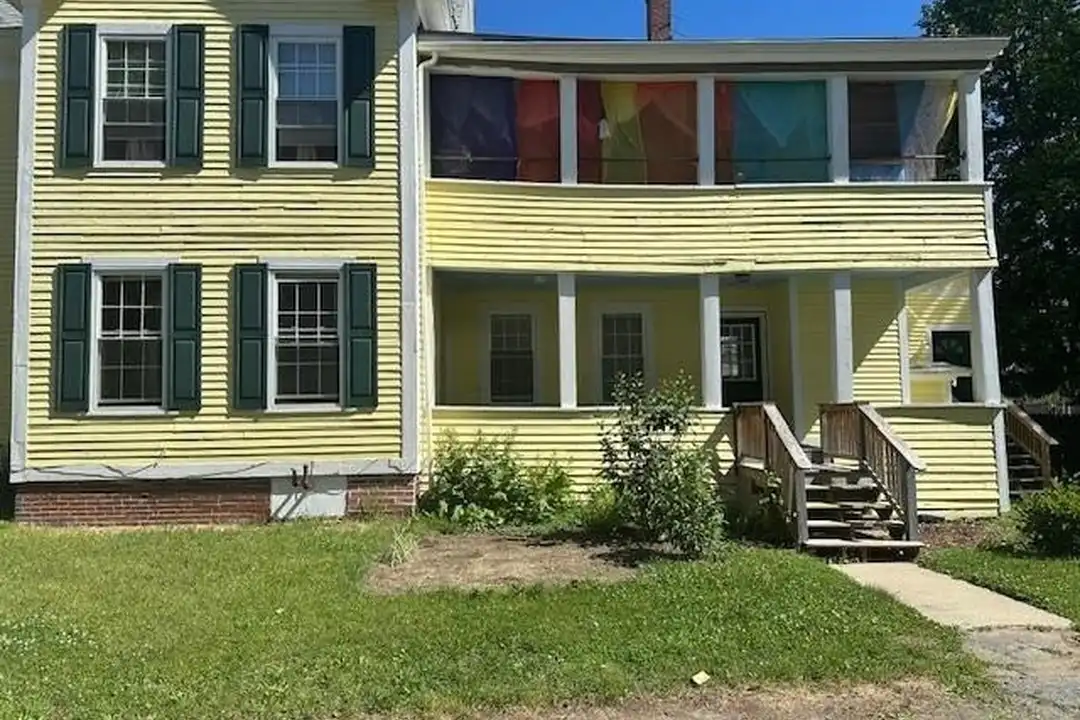 31 Franklin St #A - View 3