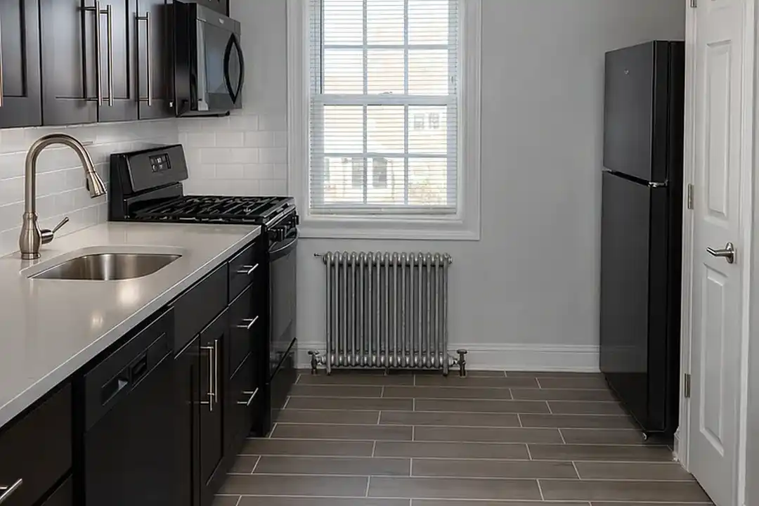 Shore Garden Apartments – photo 1 of 18