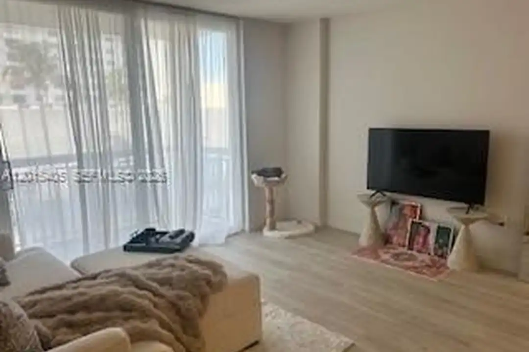 401 Ocean Dr #525 - View 5