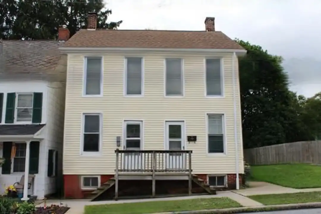 28 W Forrest Ave – photo 1 of 13