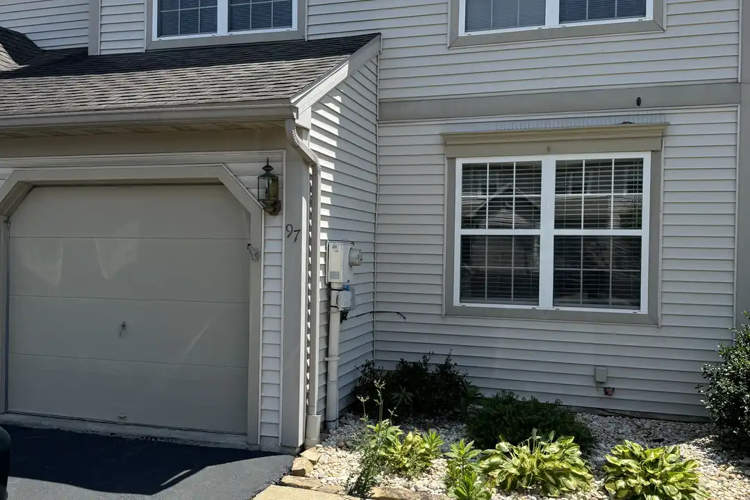 97 Wessex Ct unit 97 - View 4