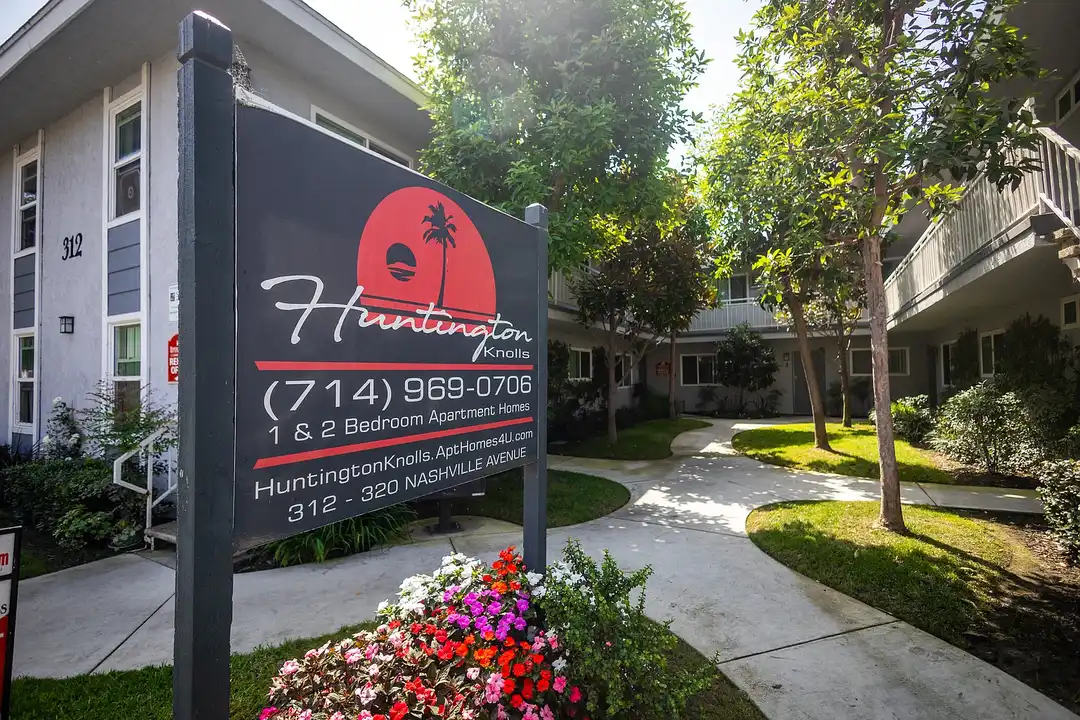 Huntington Knolls Apartment Home - View 2