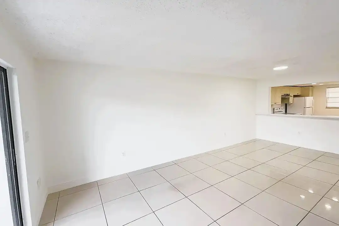 Pacifica Apartments - View 5