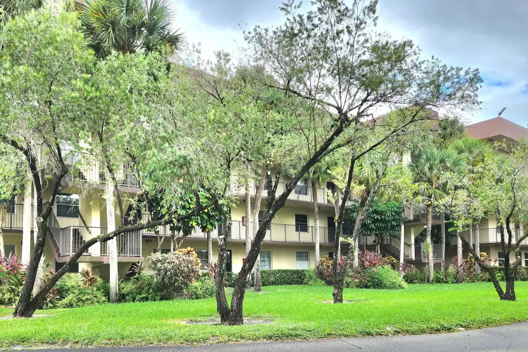 3301 NW 47th Terrace #403 - View 2