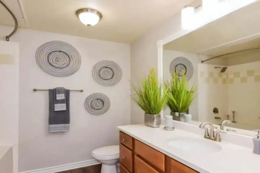 1301 N A W Grimes Blvd unit # 612 - View 3