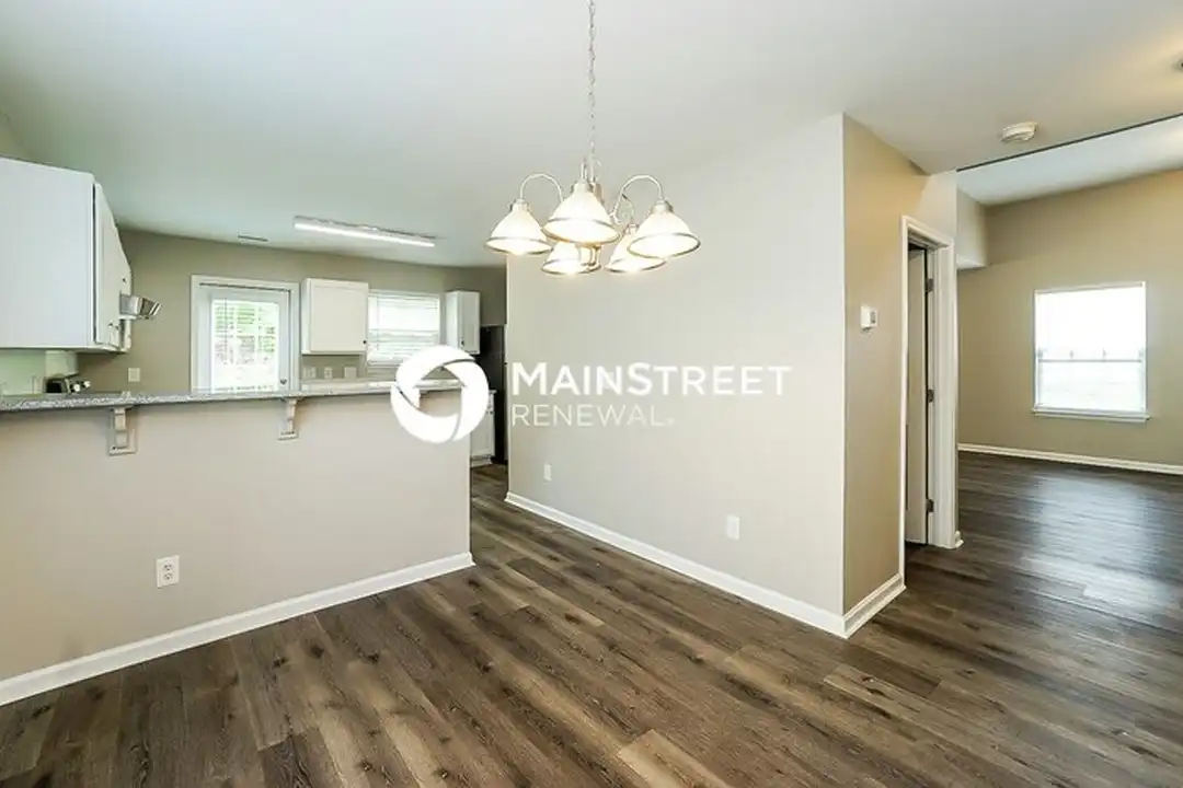 414 Summer Breeze Dr - View 5
