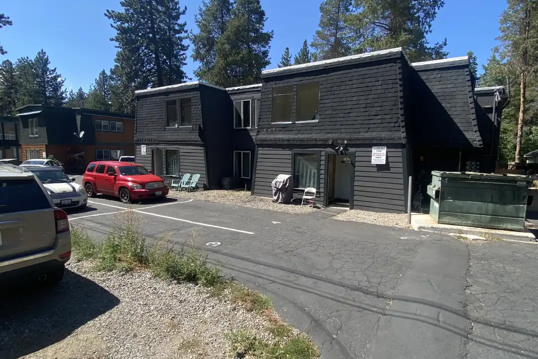 3671 Spruce Ave – photo 1
