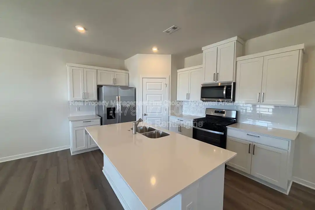 4802 W Planetree St - View 5