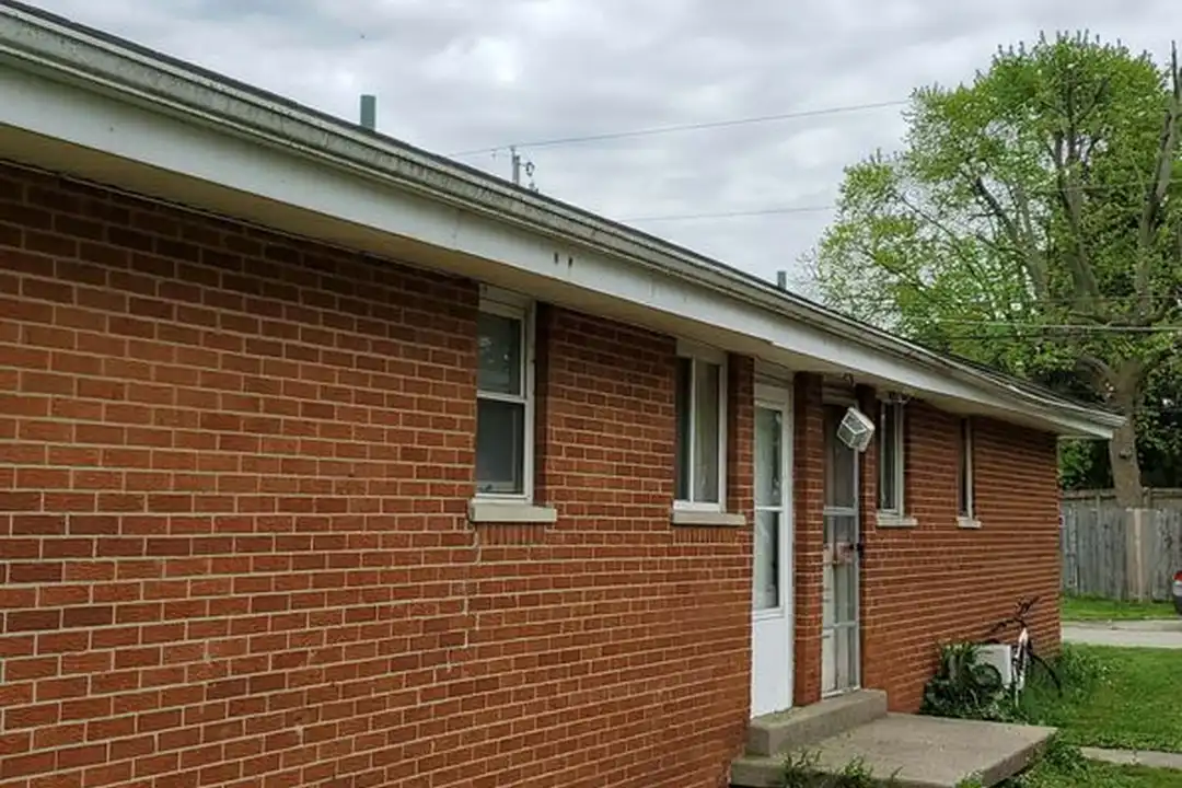 1802-1804 Montgomery Ave unit 1802 – photo 1