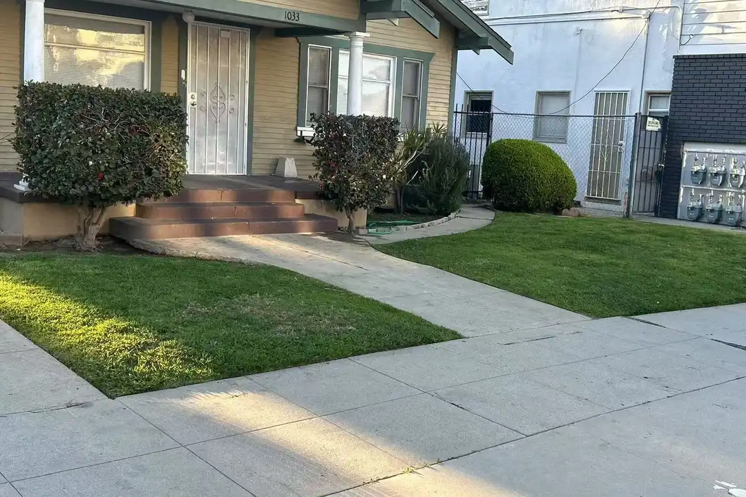 1033 Coronado Ave unit 1033 Coronado Ave – photo 1