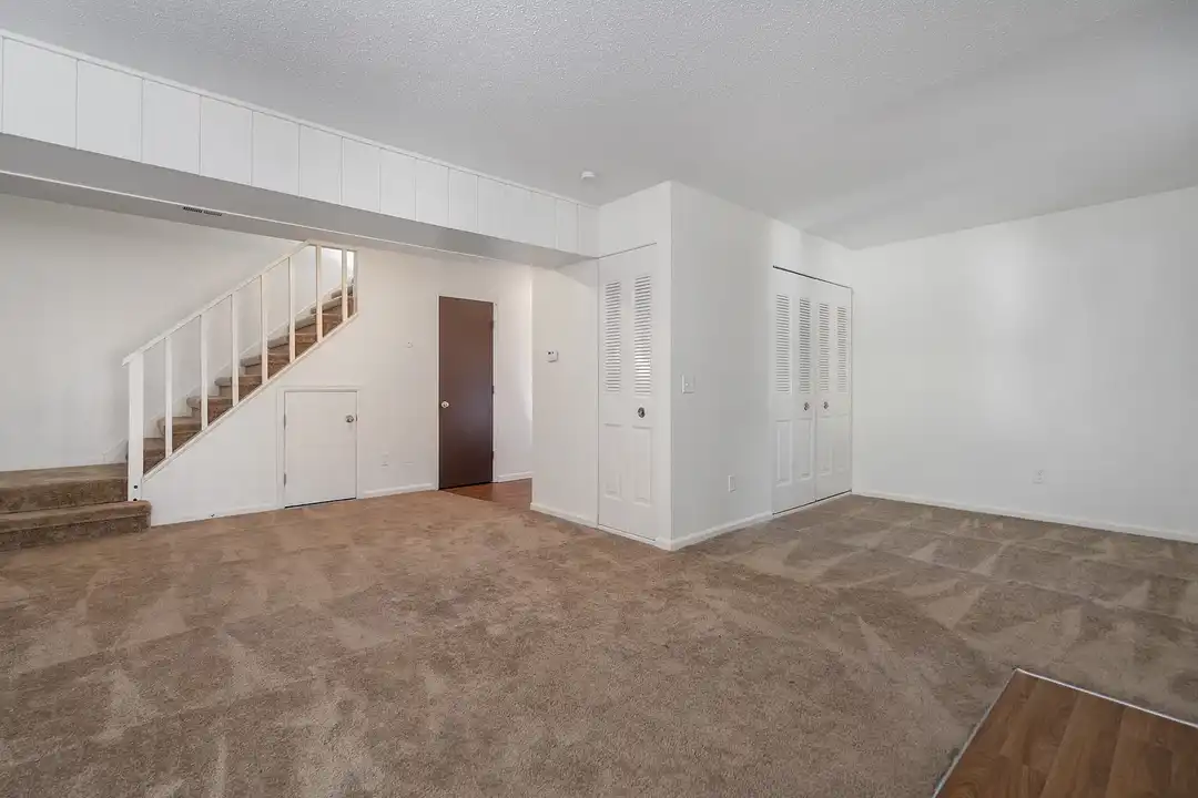 Wildwood Commons Apartments – photo 1