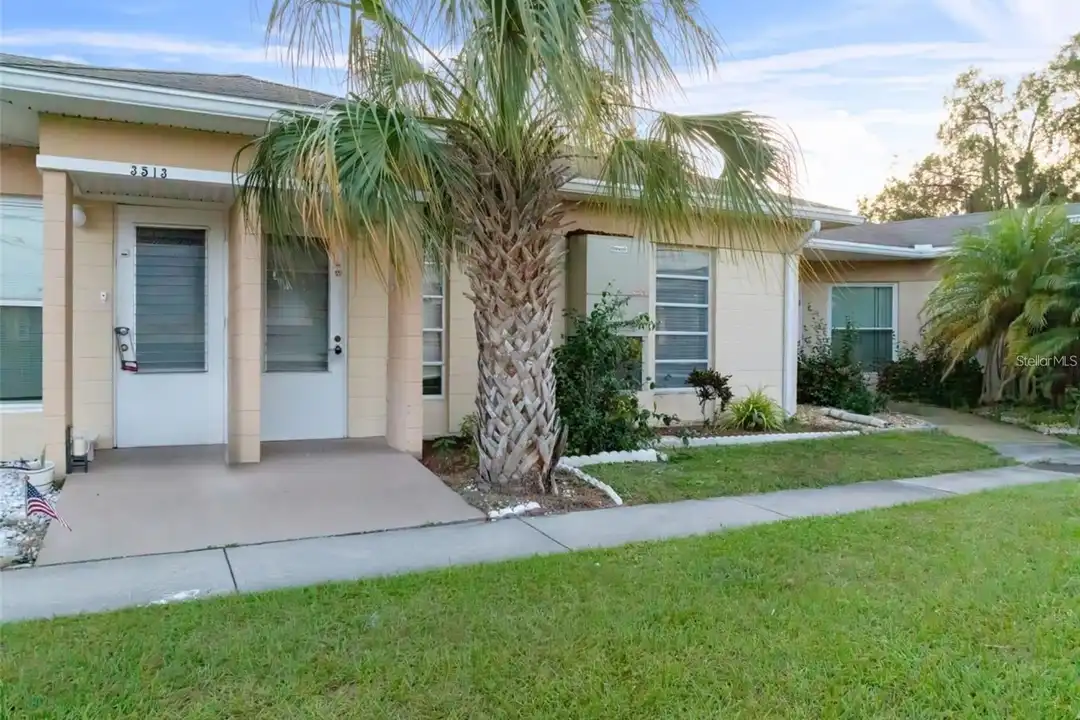 3515 Club Cir – photo 1 of 18