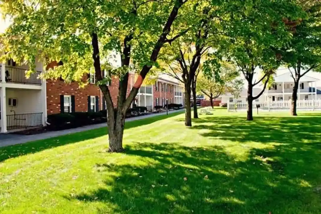 Sandpiper Apartments – photo 1