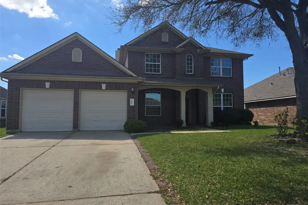 5210 Benton Dr - View 2