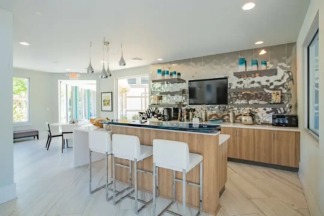 Creekfront at Deerwood – pohled 3
