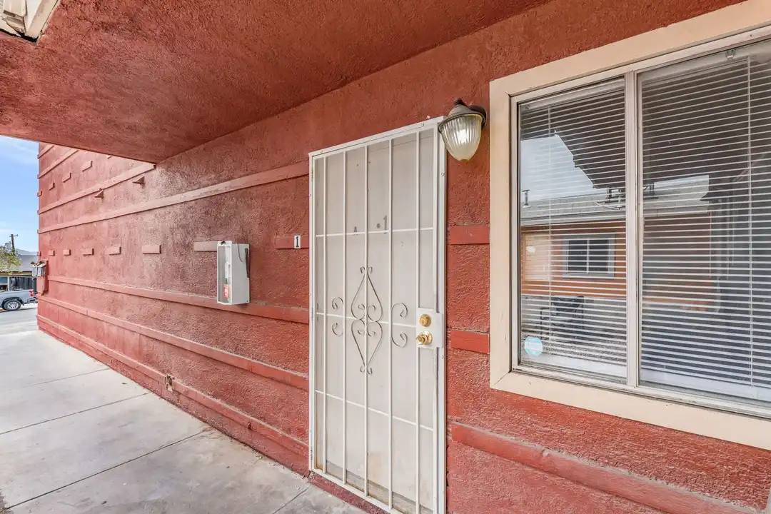 375 N 15th St unit 375 N. 15th Street #1 – photo 1
