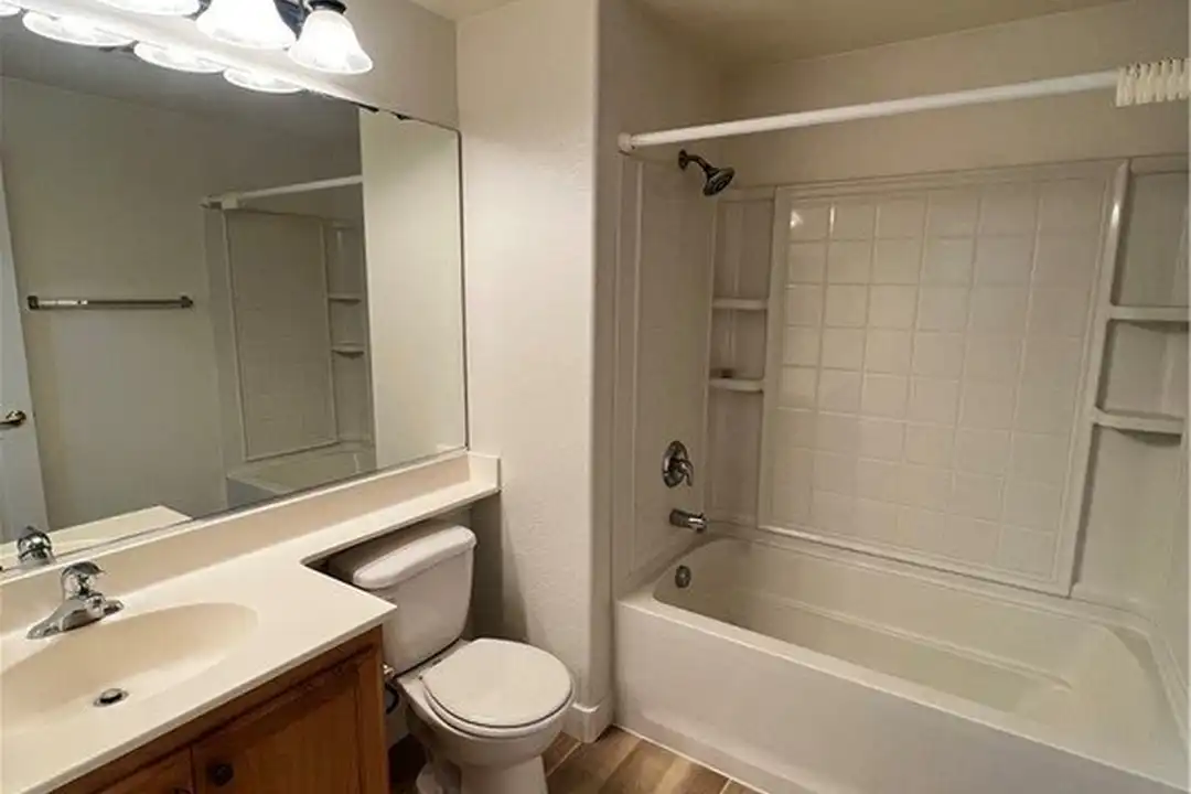 3915 Legend Hills St #104 - View 6