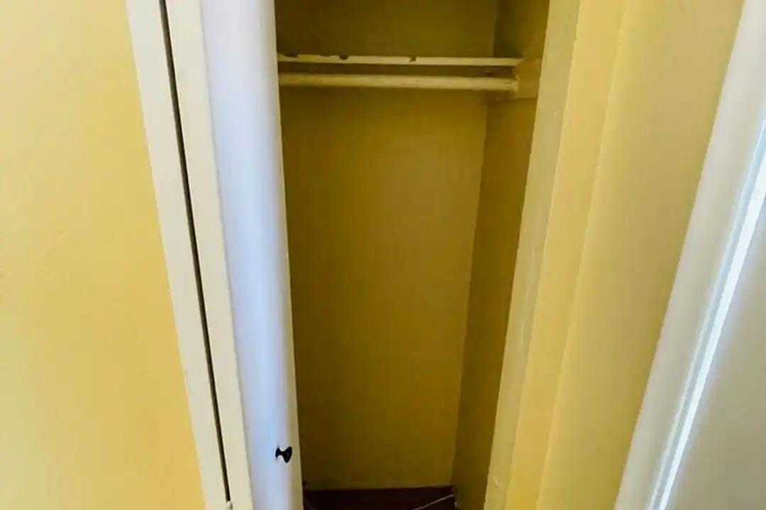 330 E Corona Rd unit 1103 - View 6