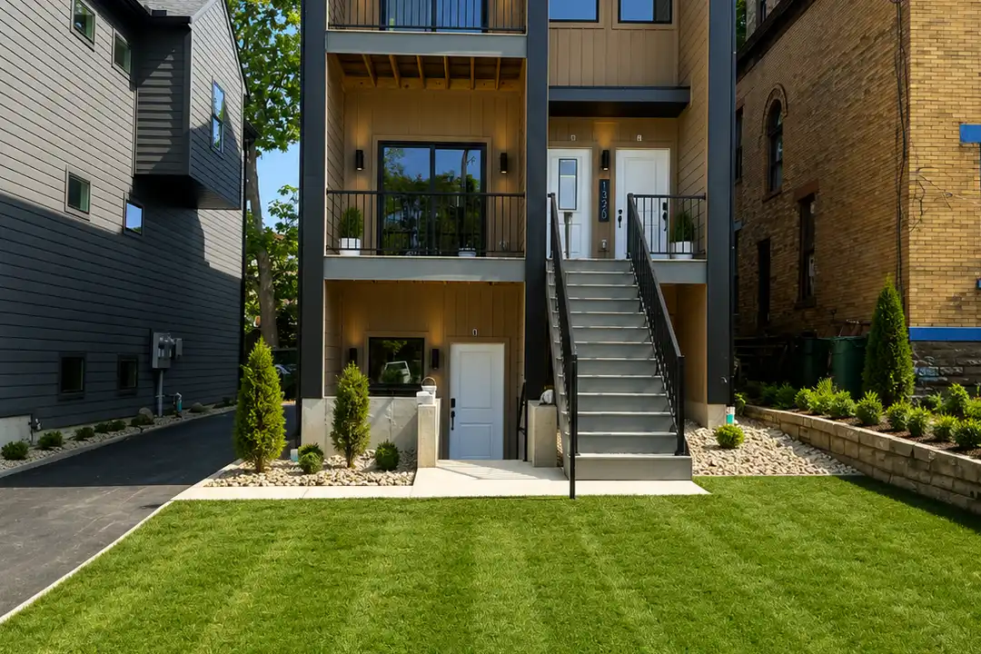 1320 William Howard Taft Rd unit B - More