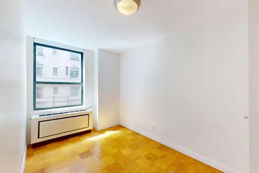 247 W 87th St – pohled 4