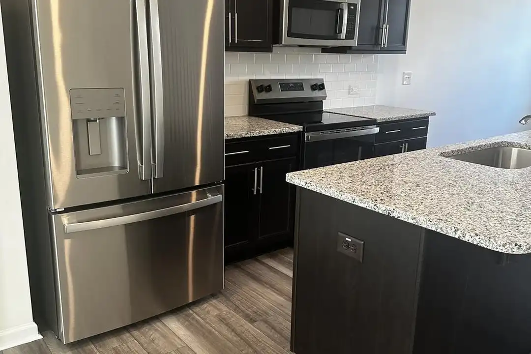 1505 Crescent Townes Wy - Поглед 3