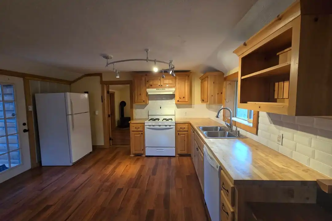 266 S 9th St - View 5