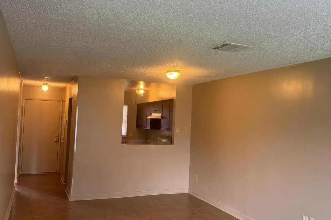 506 Grand Pre Boulevard - View 2