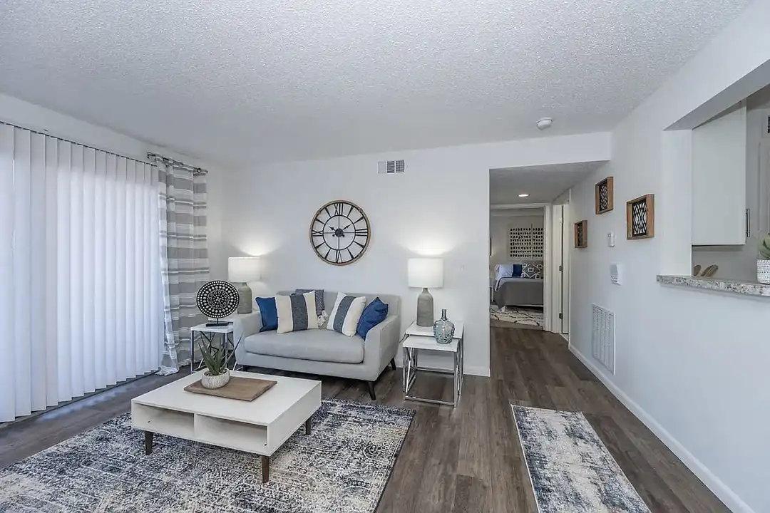 Deerfield Crossing Apartments – photo 1 of 23