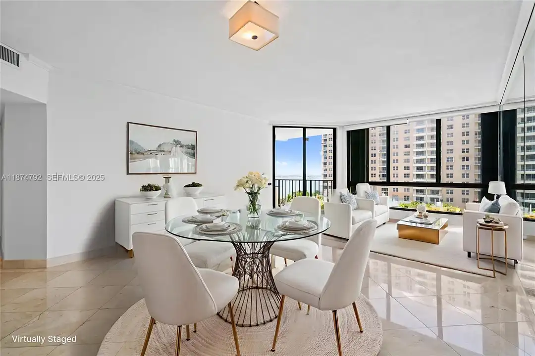 520 Brickell Key Dr unit a705 - View 2
