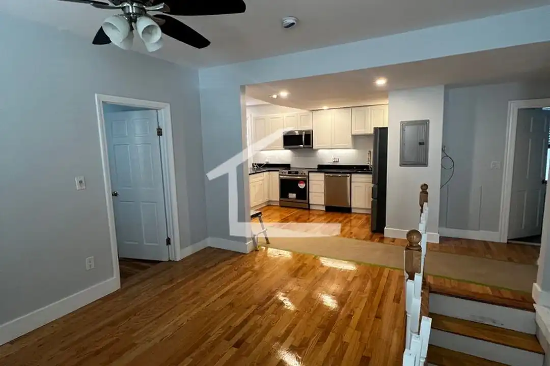 36 Farrington Ave – pohled 4