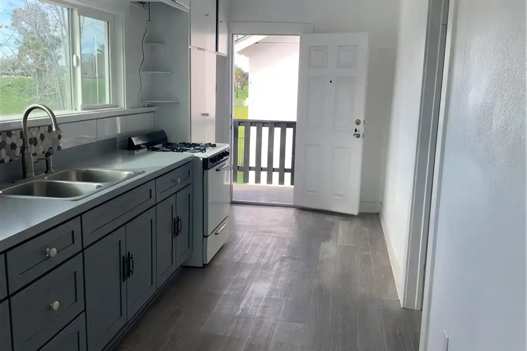 315 W Colton Ave unit 1/2 – photo 1 of 16