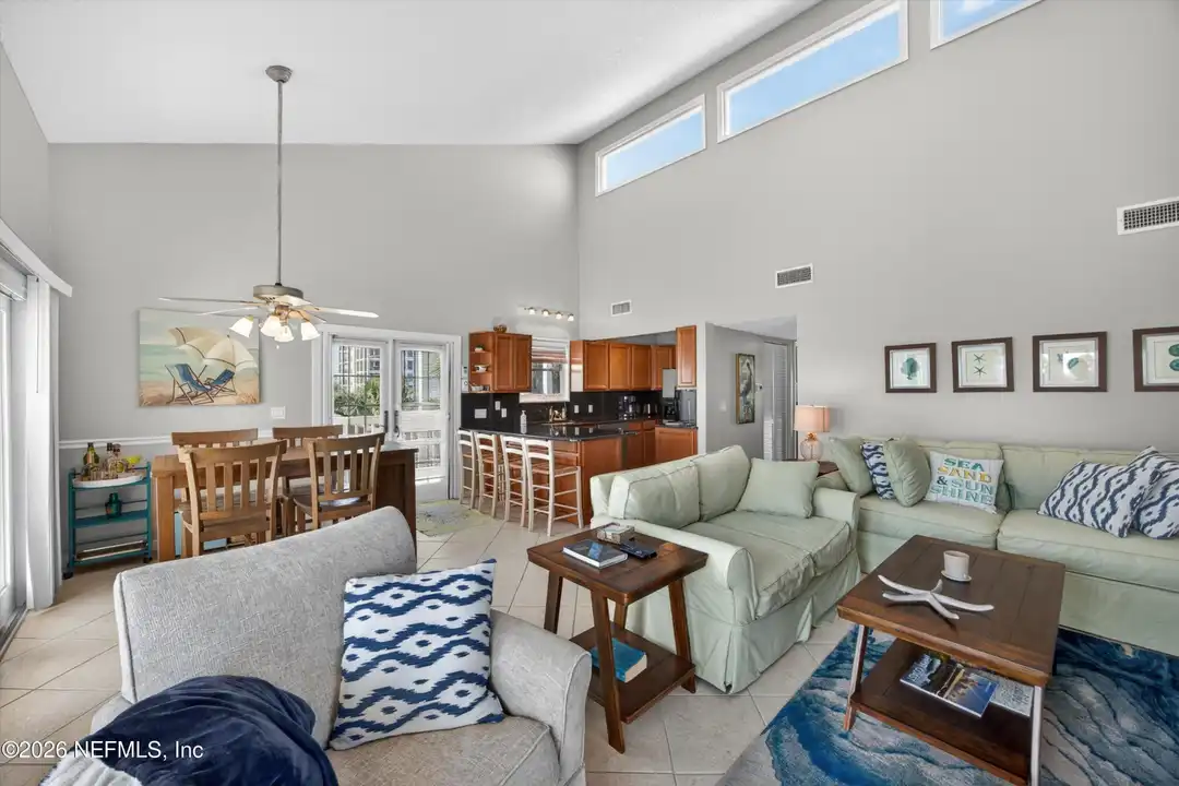 724 1st St S #1-2 - More
