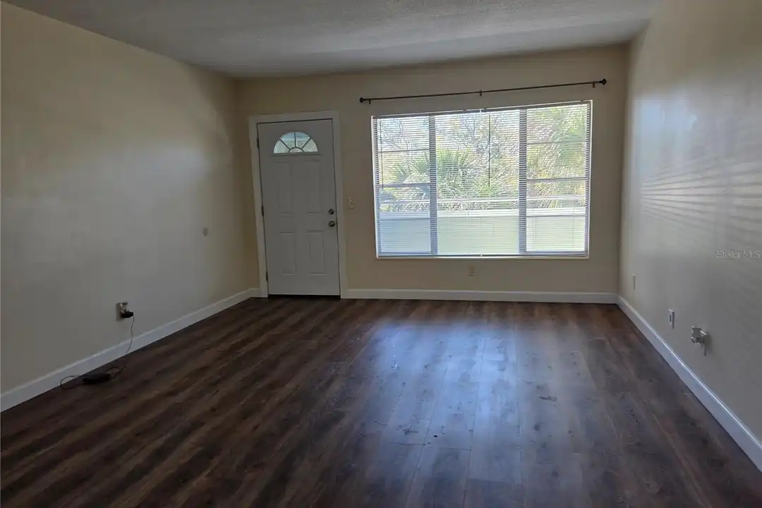 2448 Columbia Dr #72 - More