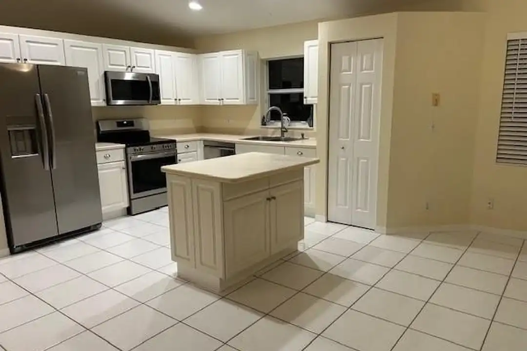 3694 Miramontes Cir - More