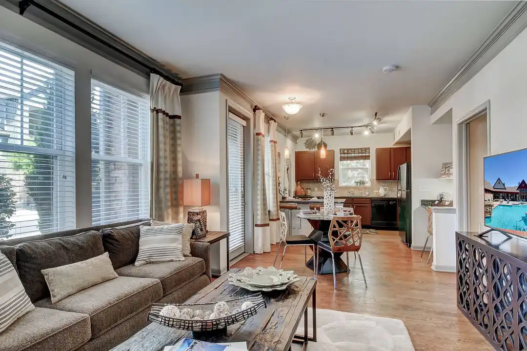 Berkshire Aspen Grove - View 6