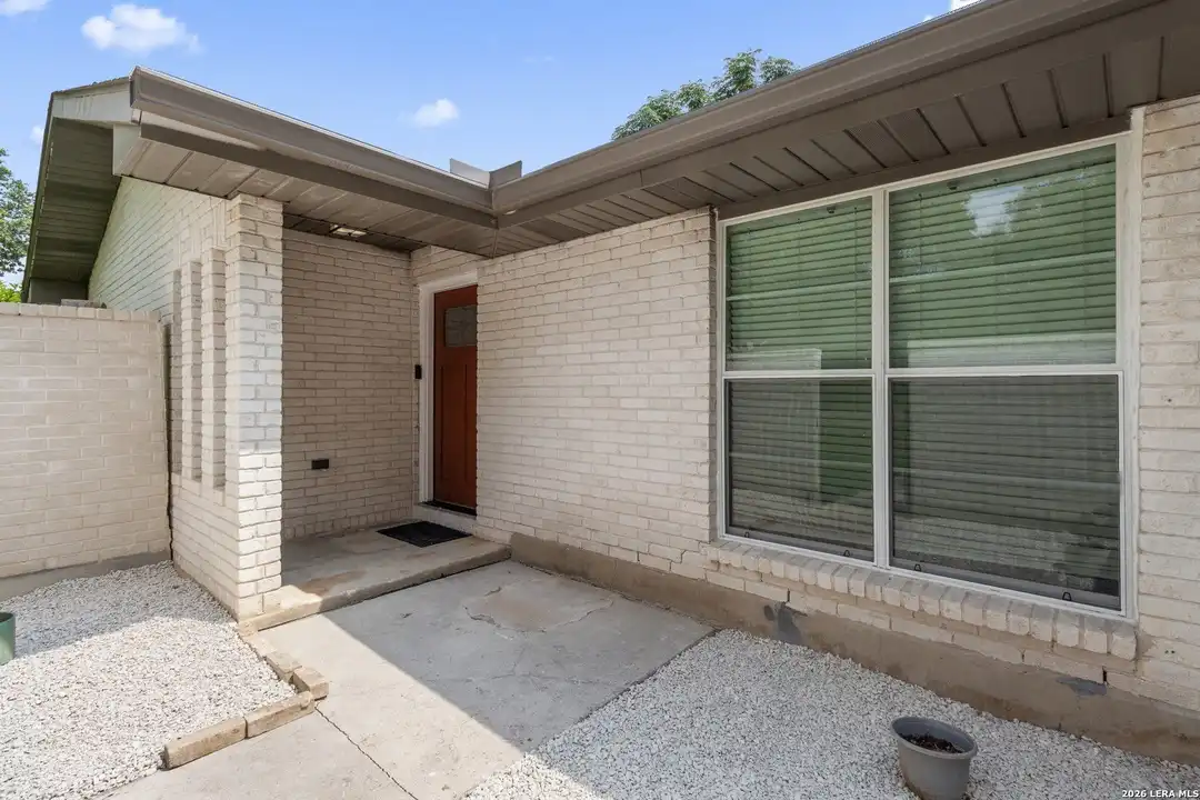 6027 Forest Shadow St - View 5