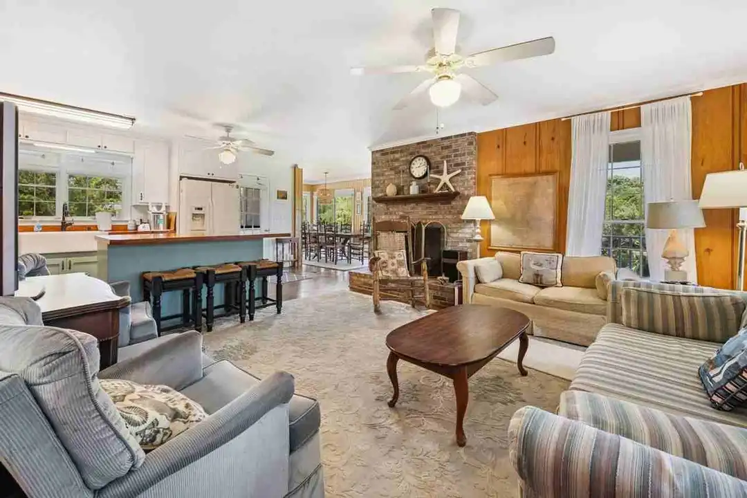 256 Pioneer Loop unit 1253777P - View 2