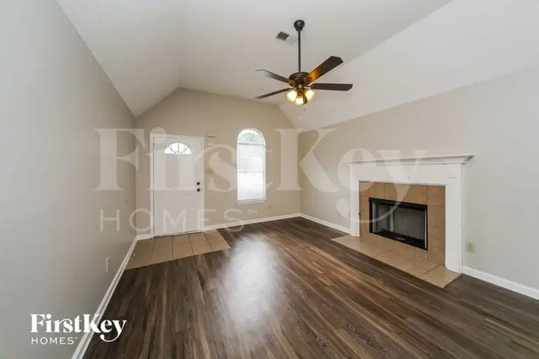 4194 Rainey Woods Dr - View 2