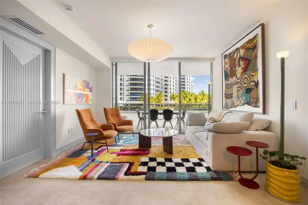 5875 Collins Ave #503 - View 2