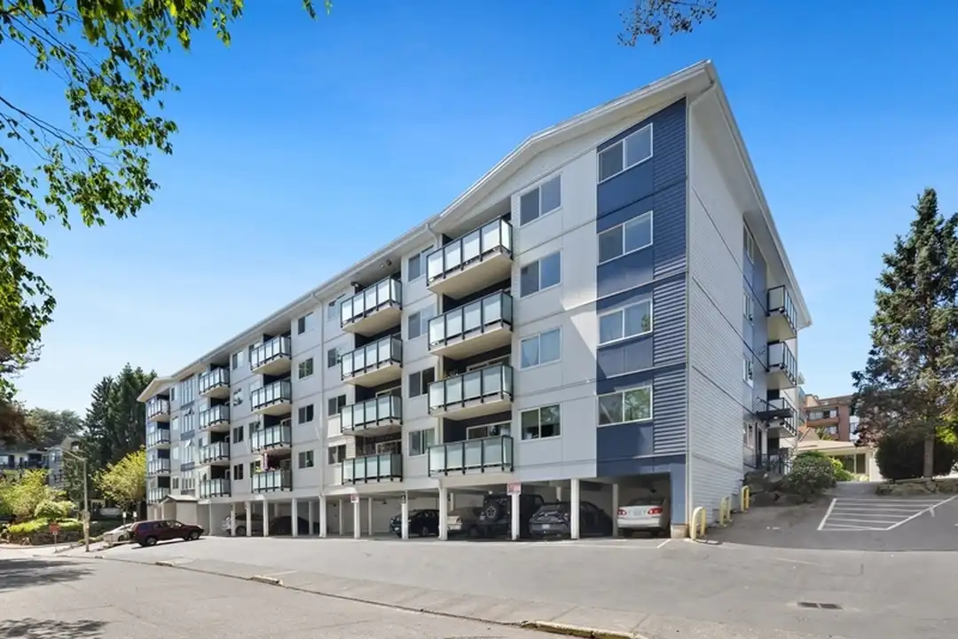 3711 26th Pl W unit 405 - View 3