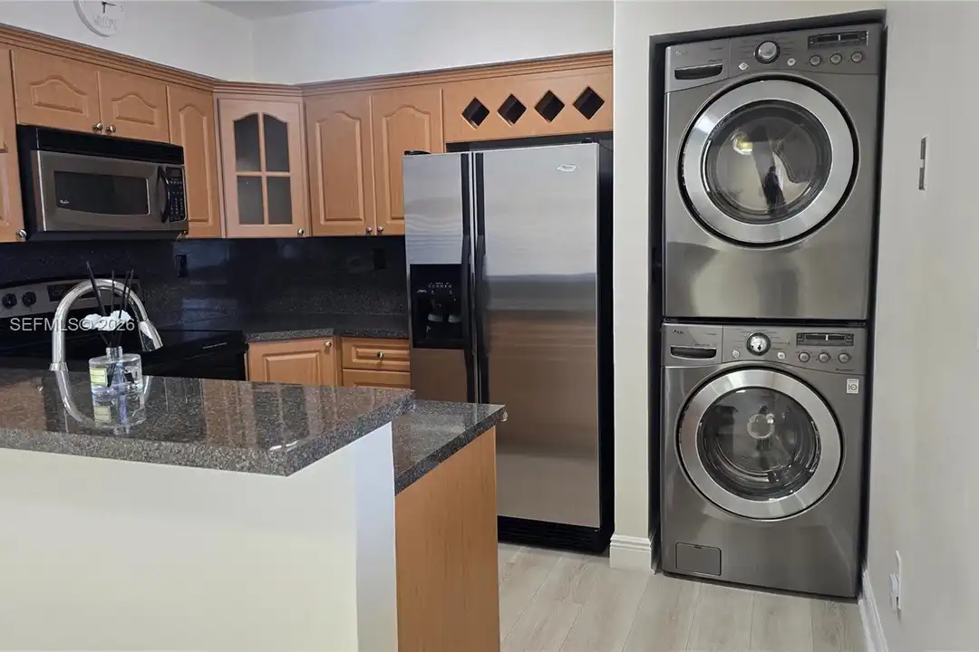 9970 NW 9th St - View 6