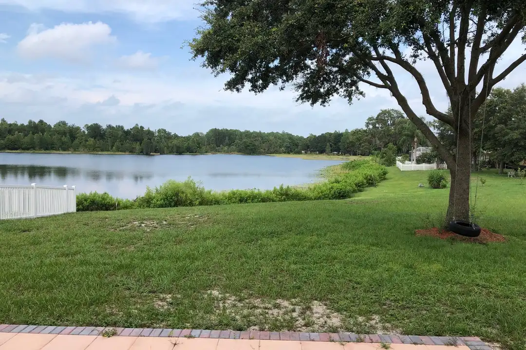 2102 Stoneview Rd - View 2